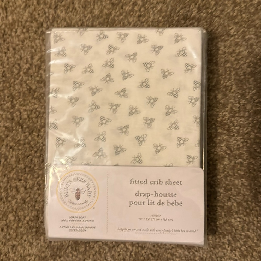 Burt’s bees baby fitted crib sheet